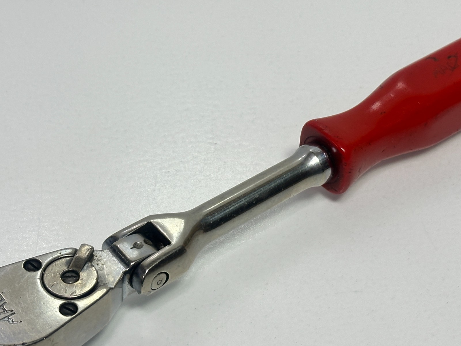 MAC Tools USA XR8FPA 3/8″ Drive Flex Head Ratchet, Red Hard Handle