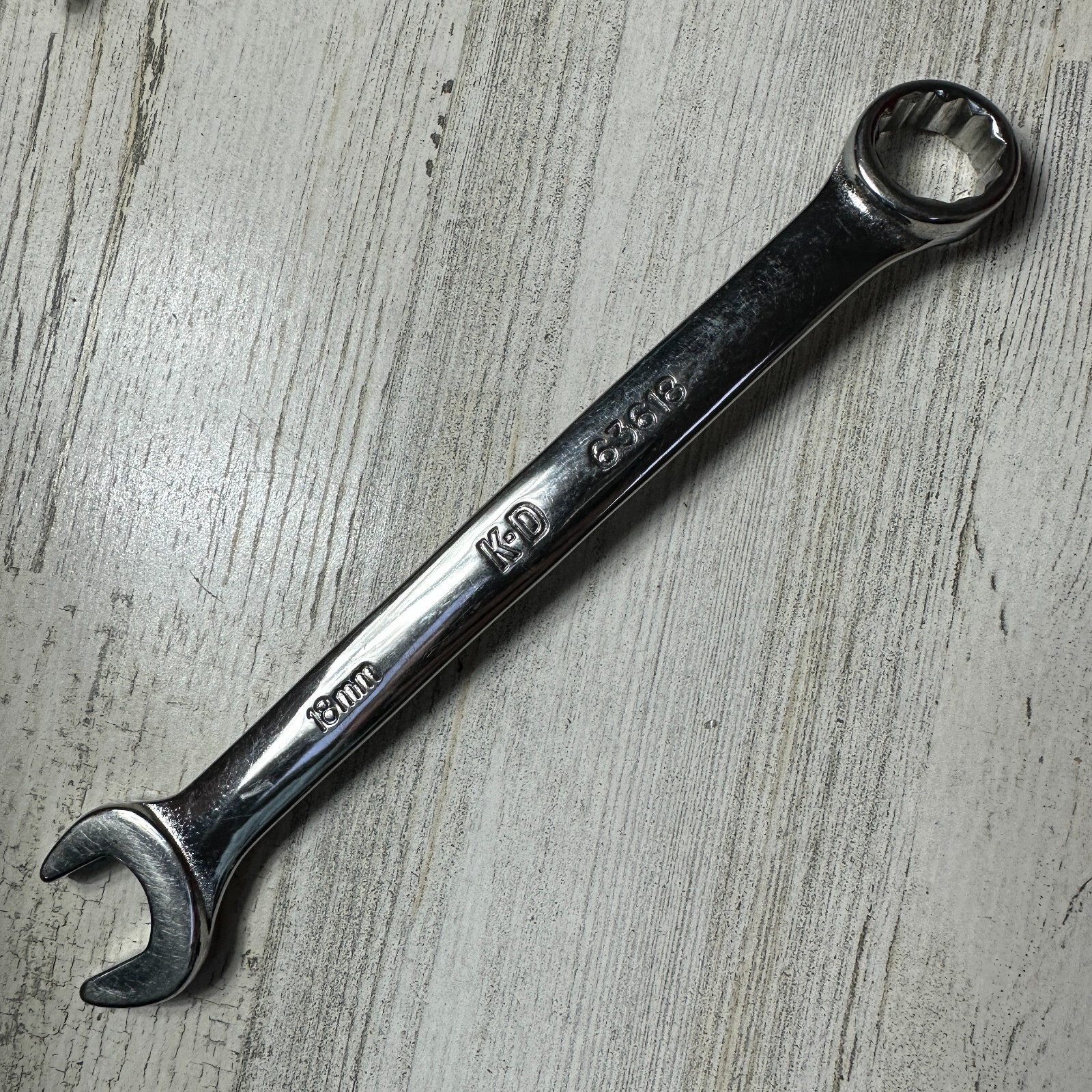 KD TOOLS Metric Combination Wrench 18 mm (12 Point) Made in USA 63618 K-D
