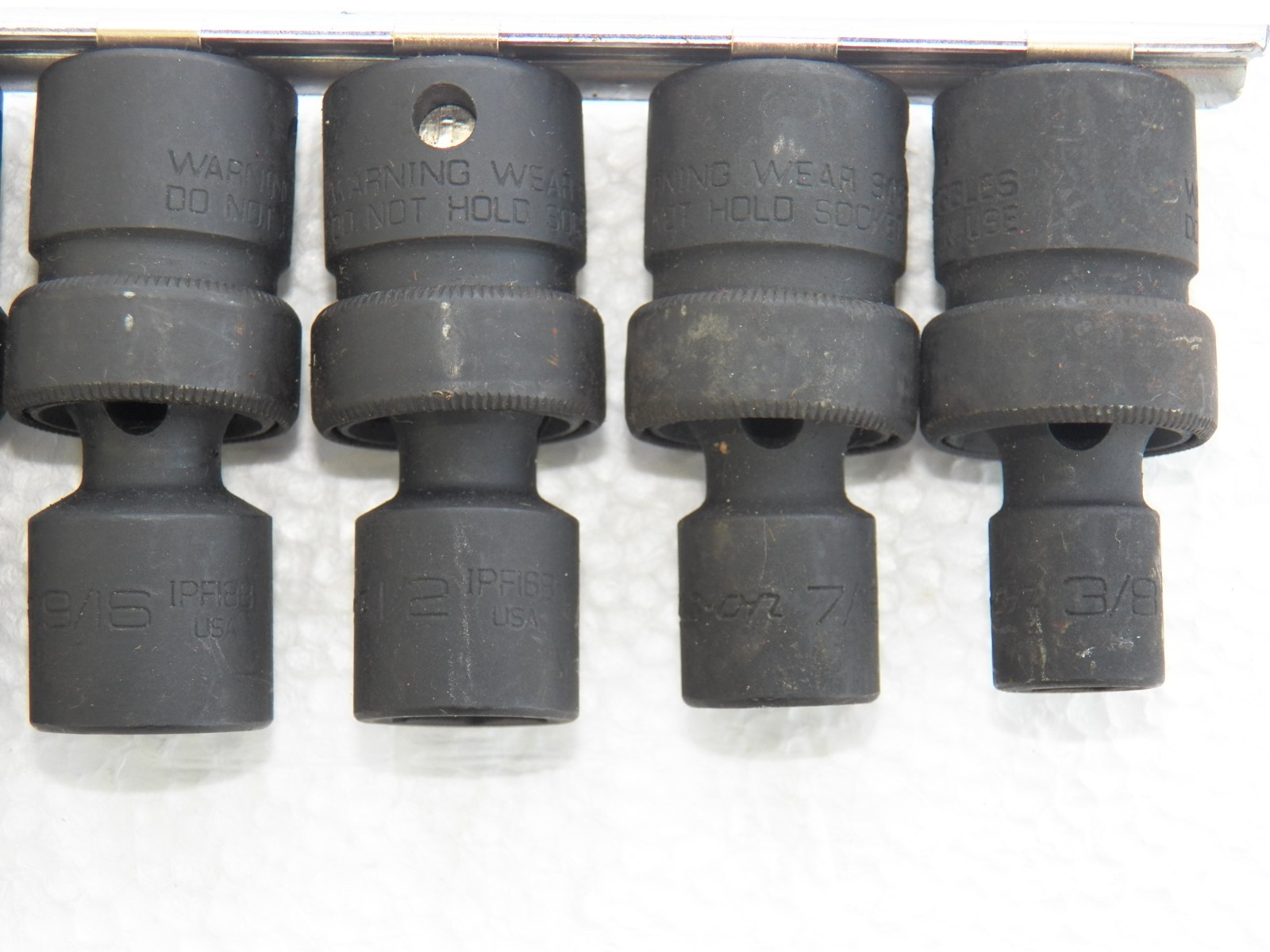 Snap-on 3/8″ drive Metric 10-19 & Sae 3/8-3/4 6-point IMPACT Swivel Socket Sets