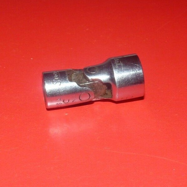 FVU20 Snap-On 3/8″ Drive 5/8″ 12 pt. Universal Swivel Flex Socket