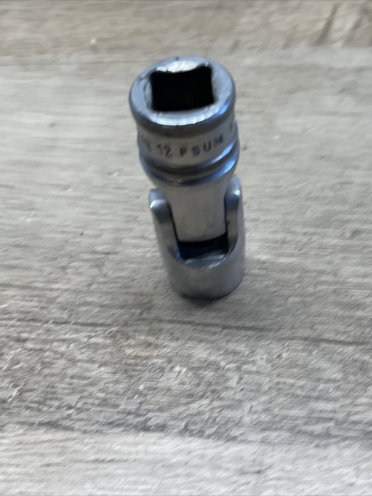 Snap-on 3/8″ Drive 12 mm Metric 6-Pt BANDED Shallow Universal Socket FSUM12
