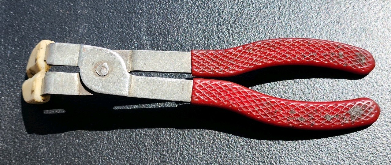 VINTAGE Cal-Van Tools Spark Plug Lead Pliers Shock Proof MIP #143 Auto Mechanic