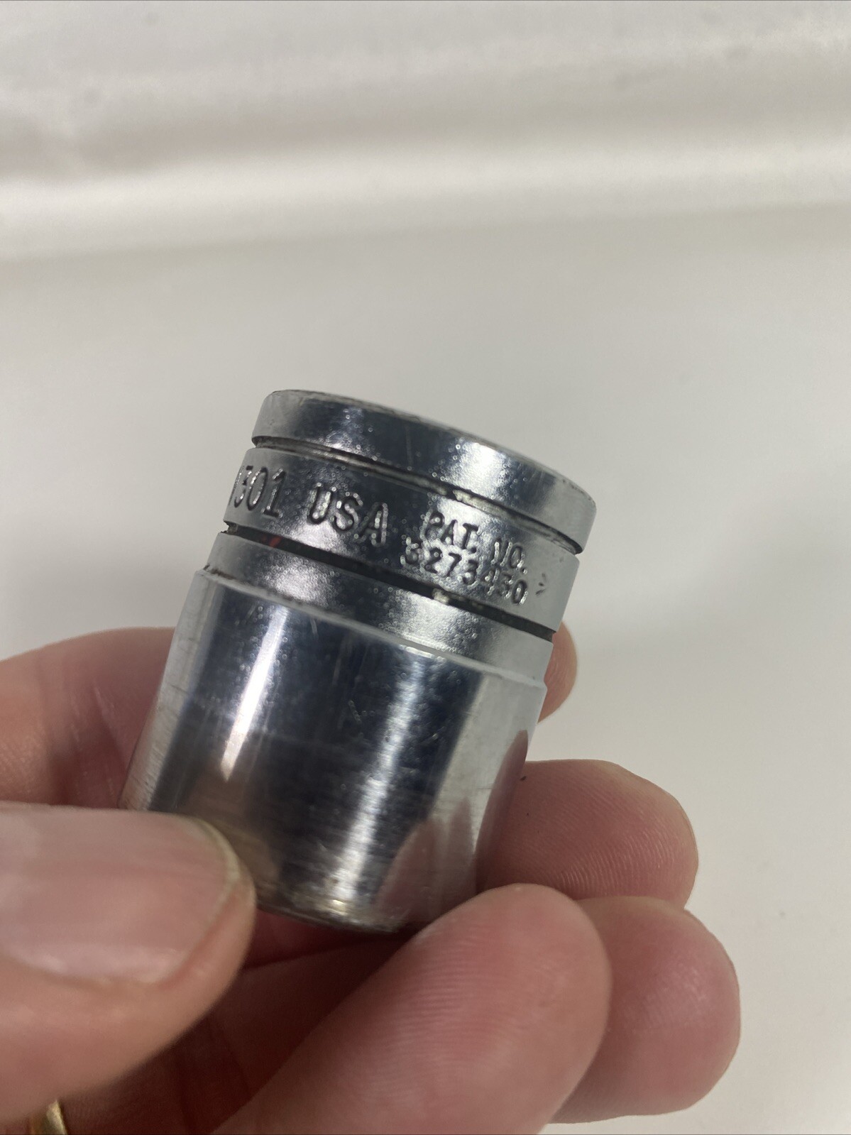 Snap-On Tools SW301 1/2″ Drive 12-Point SAE 15/16″ Shallow Standard Socket USA