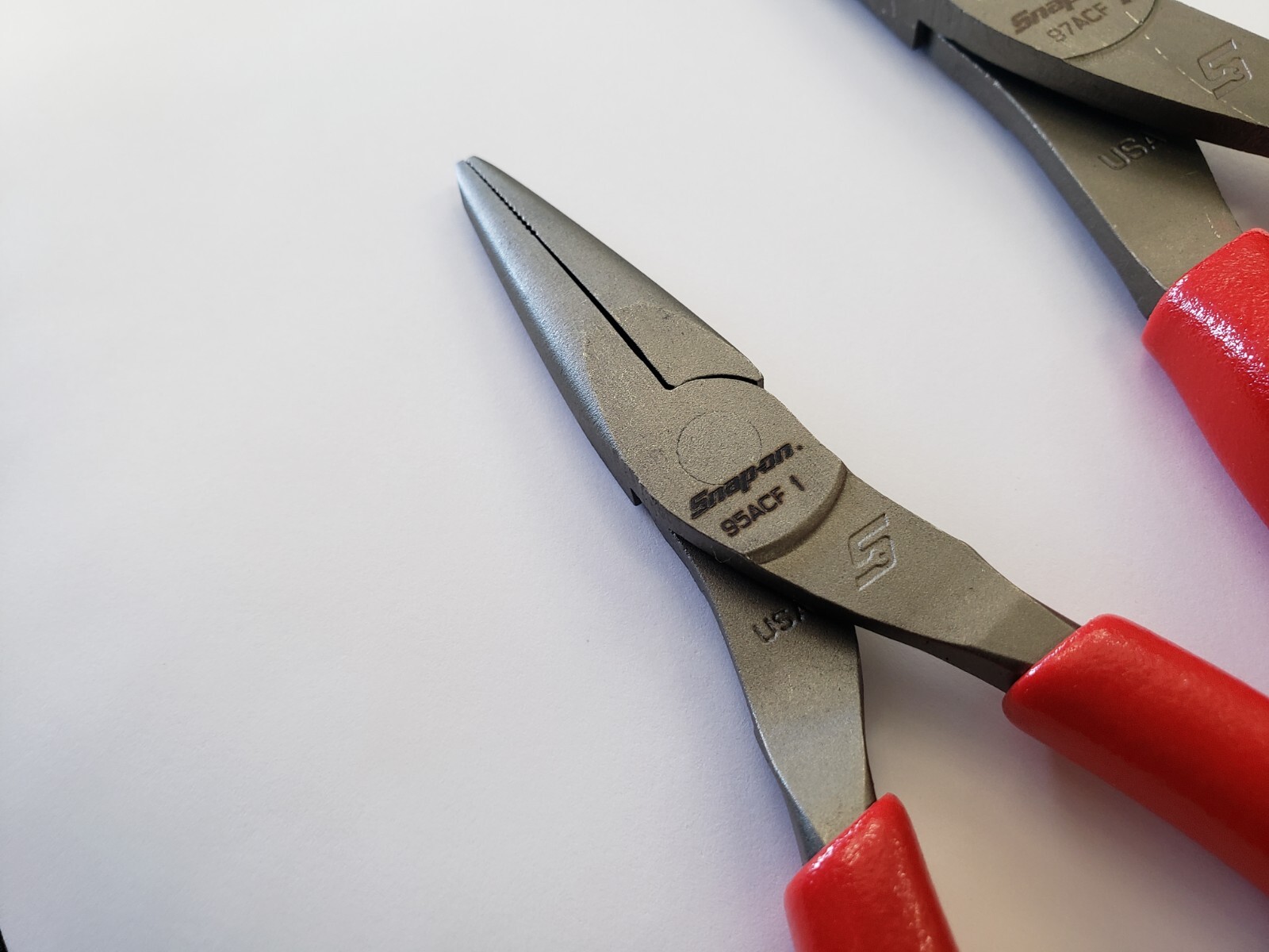 Snap-on Tools USA NEW 2pc RED 9″ & 6″ Soft Grip Needle Nose Pliers Lot Set