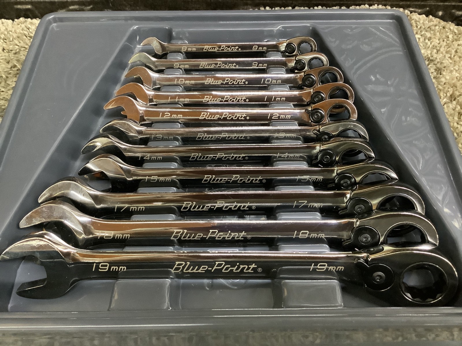 Blue Point 11 Piece Metric 12 Point Ratcheting Wrench Set 8mm-19mm BOERM712