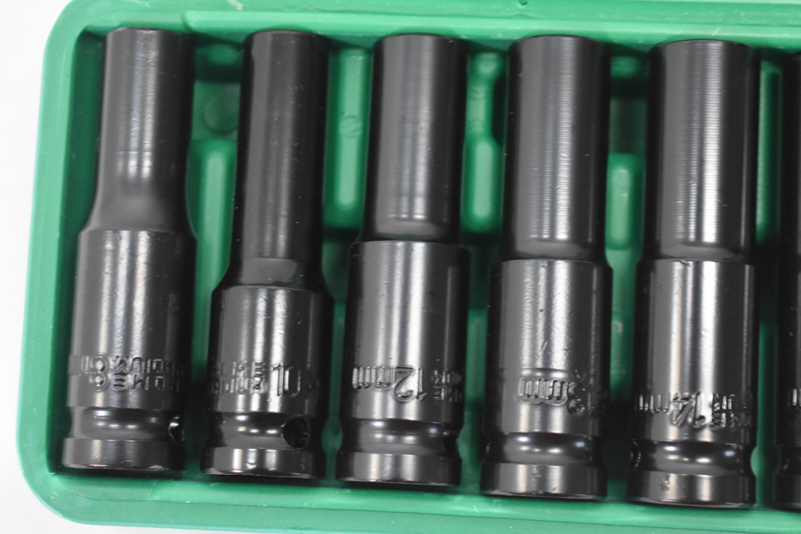 10 Piece Socket Set Black Finish Tools Assorted Long Neck Tools w Green Case