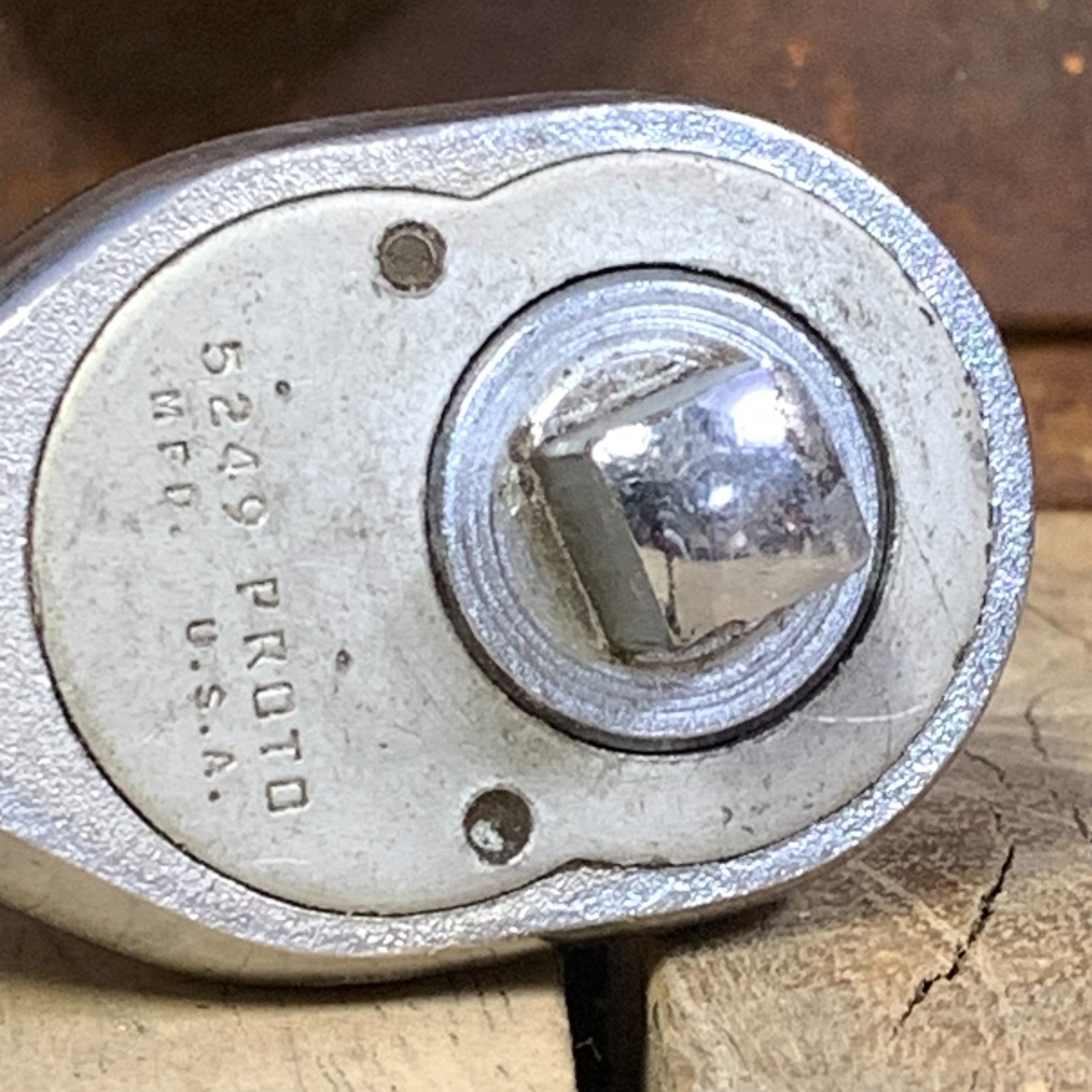 Nice – PROTO 5249 3/8″ drive ratchet & 3 Sockets & 1 Crows Foot – vintage