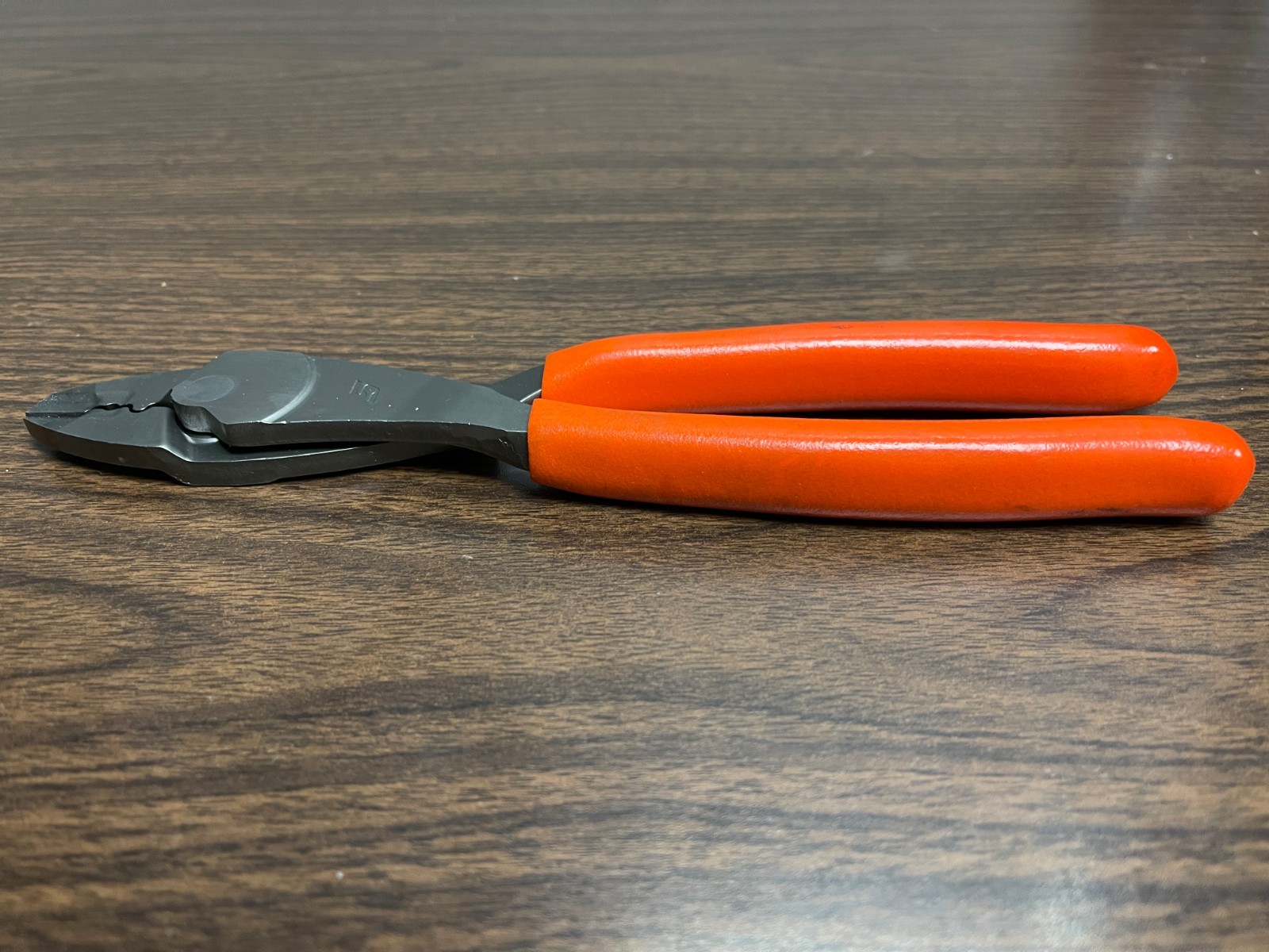 Snap-on 29ACF 9″ Wire Terminal Crimping/Cutter Pliers Soft Grip Orange Used