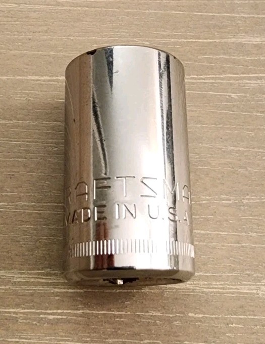 Craftsman 15mm Socket 12 Point 1/2″ Drive V 44236 (Bottom Knurl)