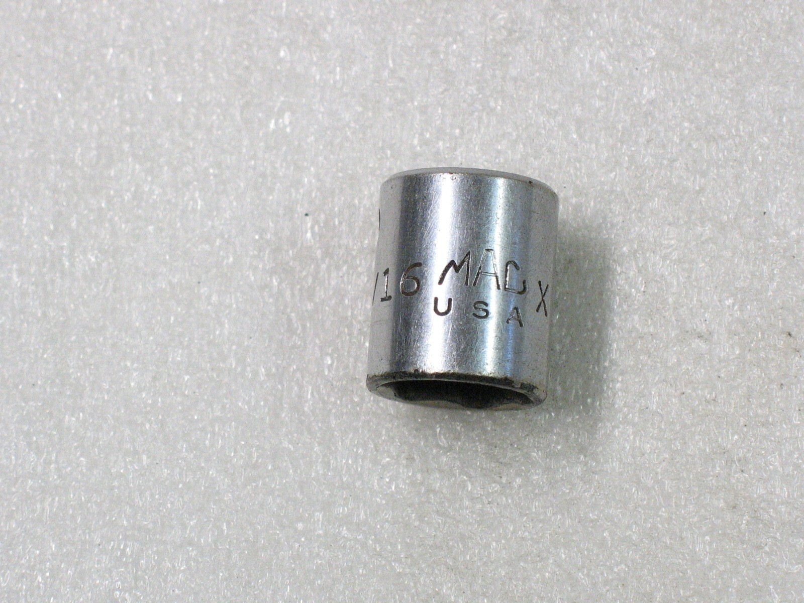 Mac Tools 9/16” SAE 6 Point 3/8” Drive Shallow Chrome Socket X186