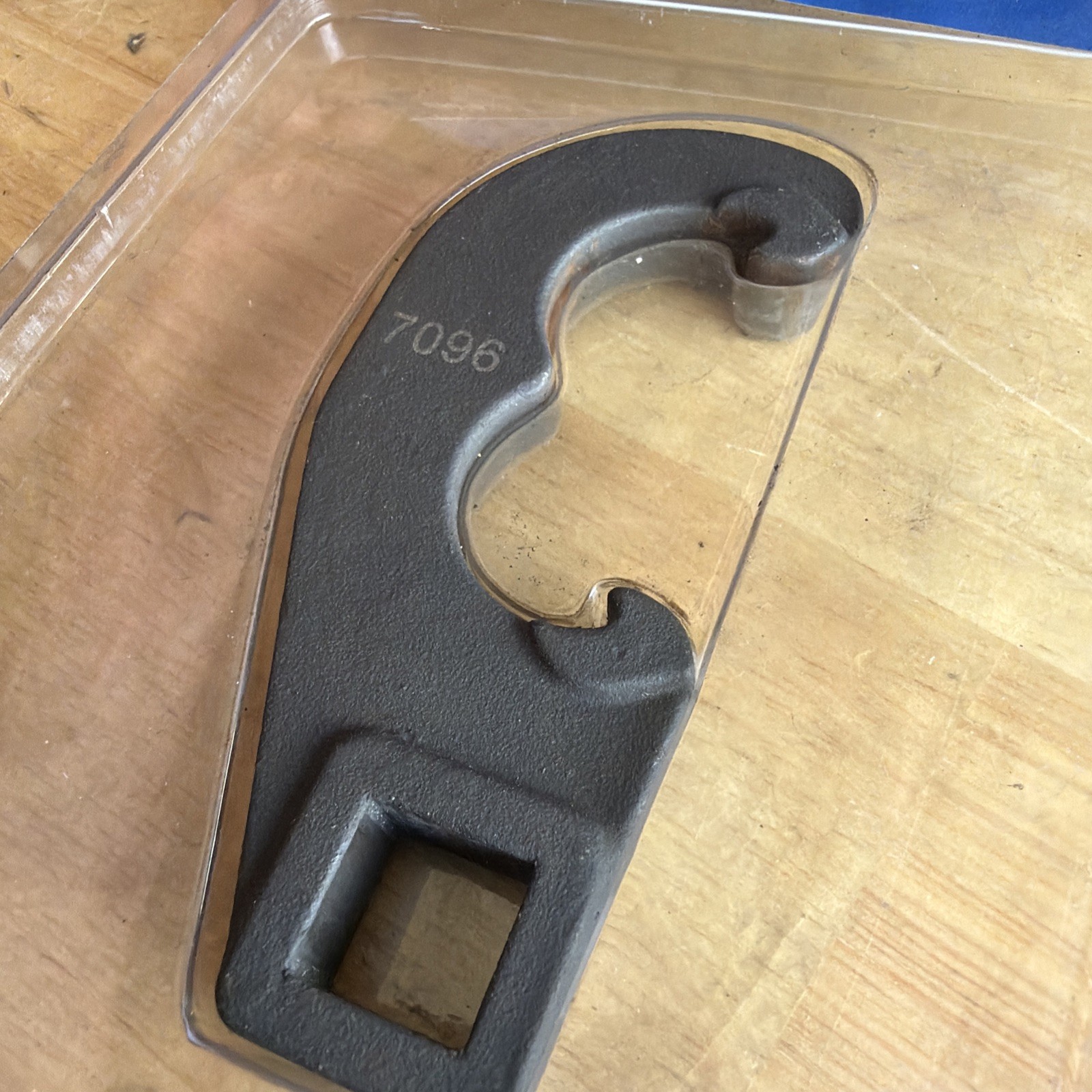 OTC Tools 7/8″ Tie Rod Adjusting Tool Wrench 1/2″ Drive 7096