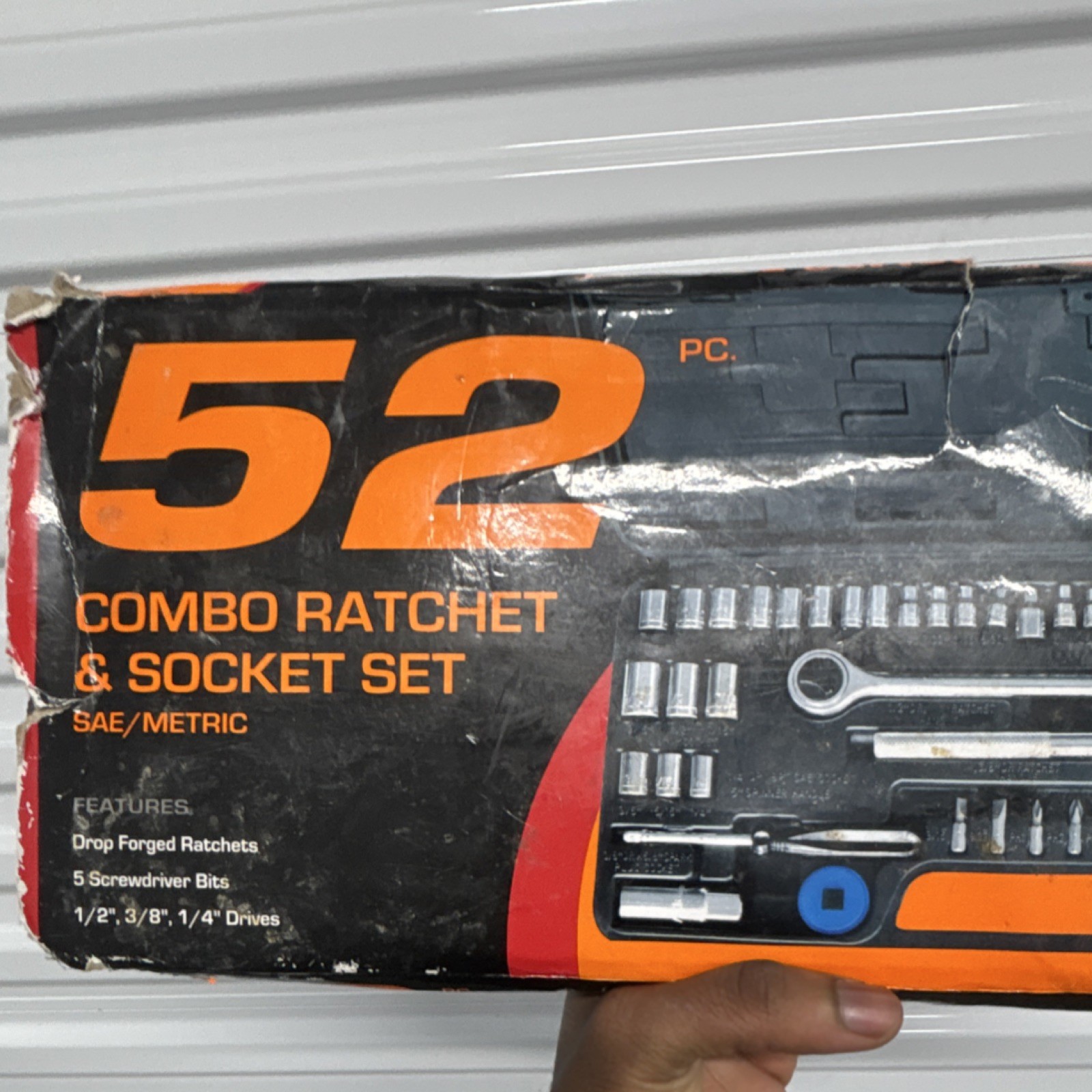 52 Pc Combo Ratchet & Socket Set SAE/Metric – 1/4″, 3/8″, 1/2″ Drives