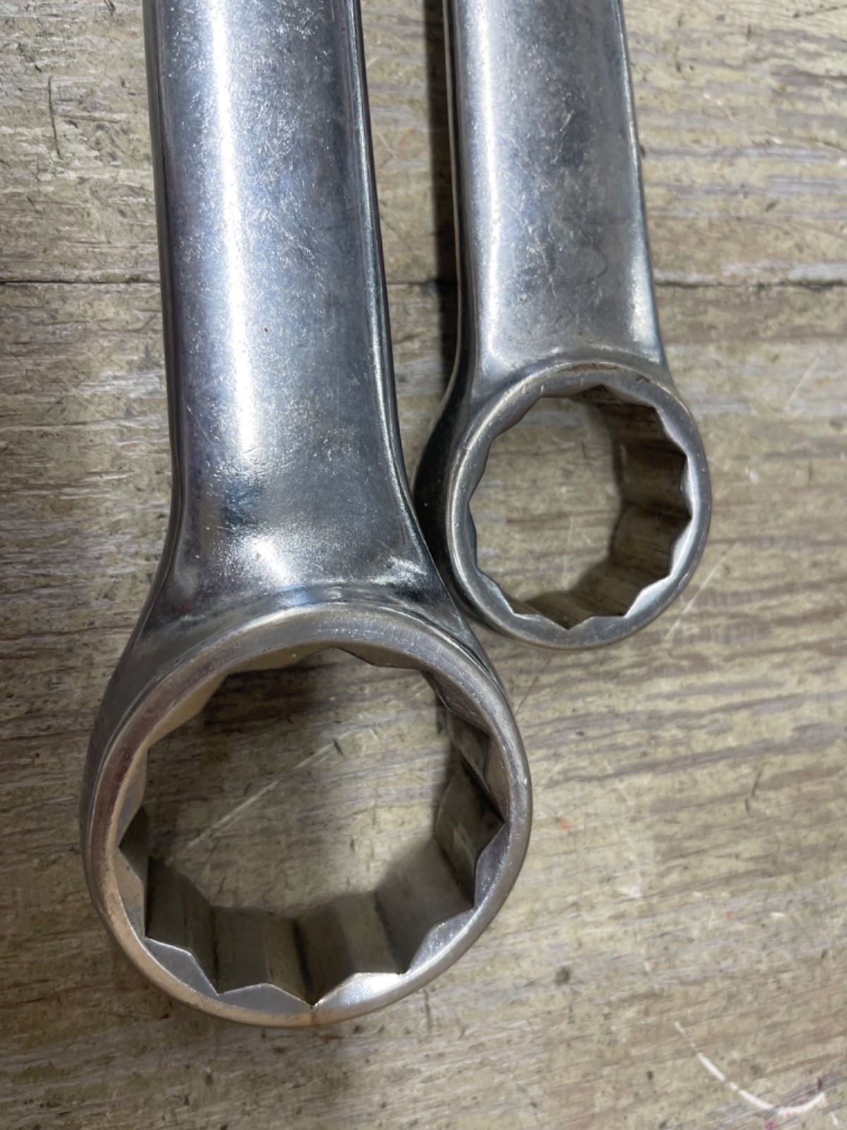 2PCS Armstrong Armaloy USA SAE 12 PT 2-25-264-2, 17-16-25-246-17/16 Wrenches
