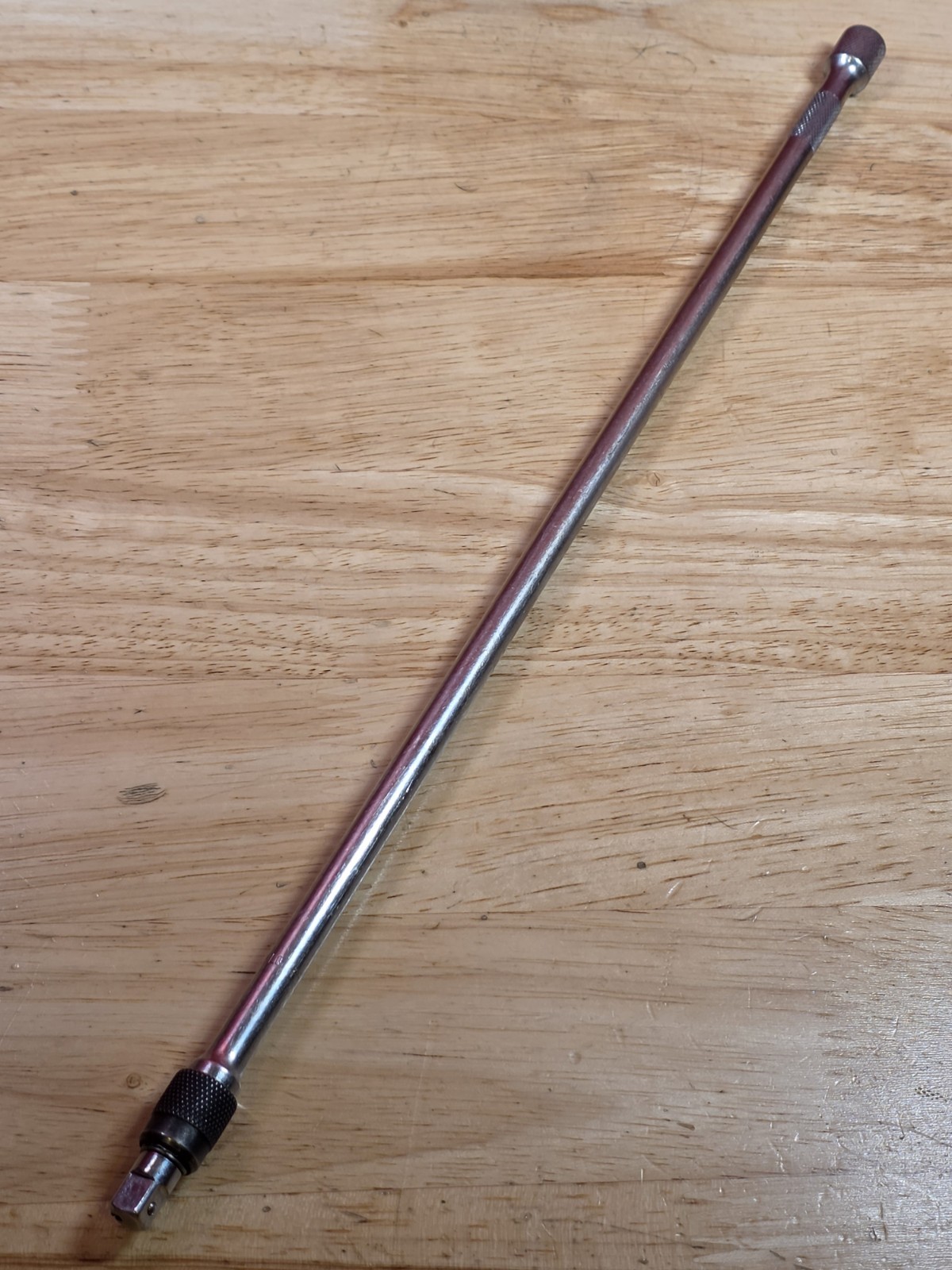 MAC Tools M14EKLQ 14″ Long 1/4″ Drive Knurled Locking Extension
