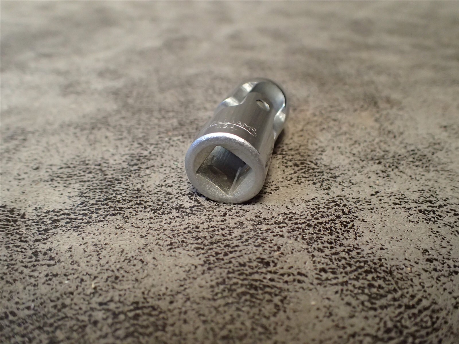 BU-1212 Williams 3/8″ Drive x 3/8″ 12-Point Flex, Swivel Chrome Socket (BN231)