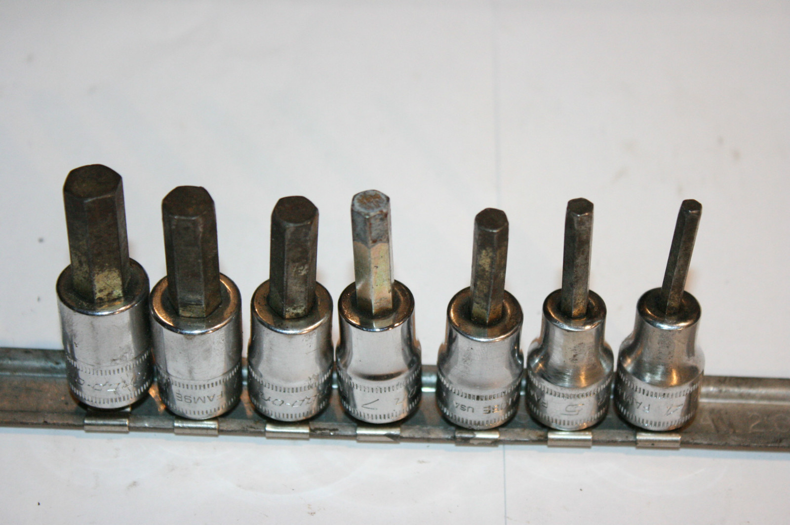 SNAP-ON TOOLS 3/8″ DRIVE METRIC STANDARD HEX SOCKET DRIVER SET 7pc 4-10MM