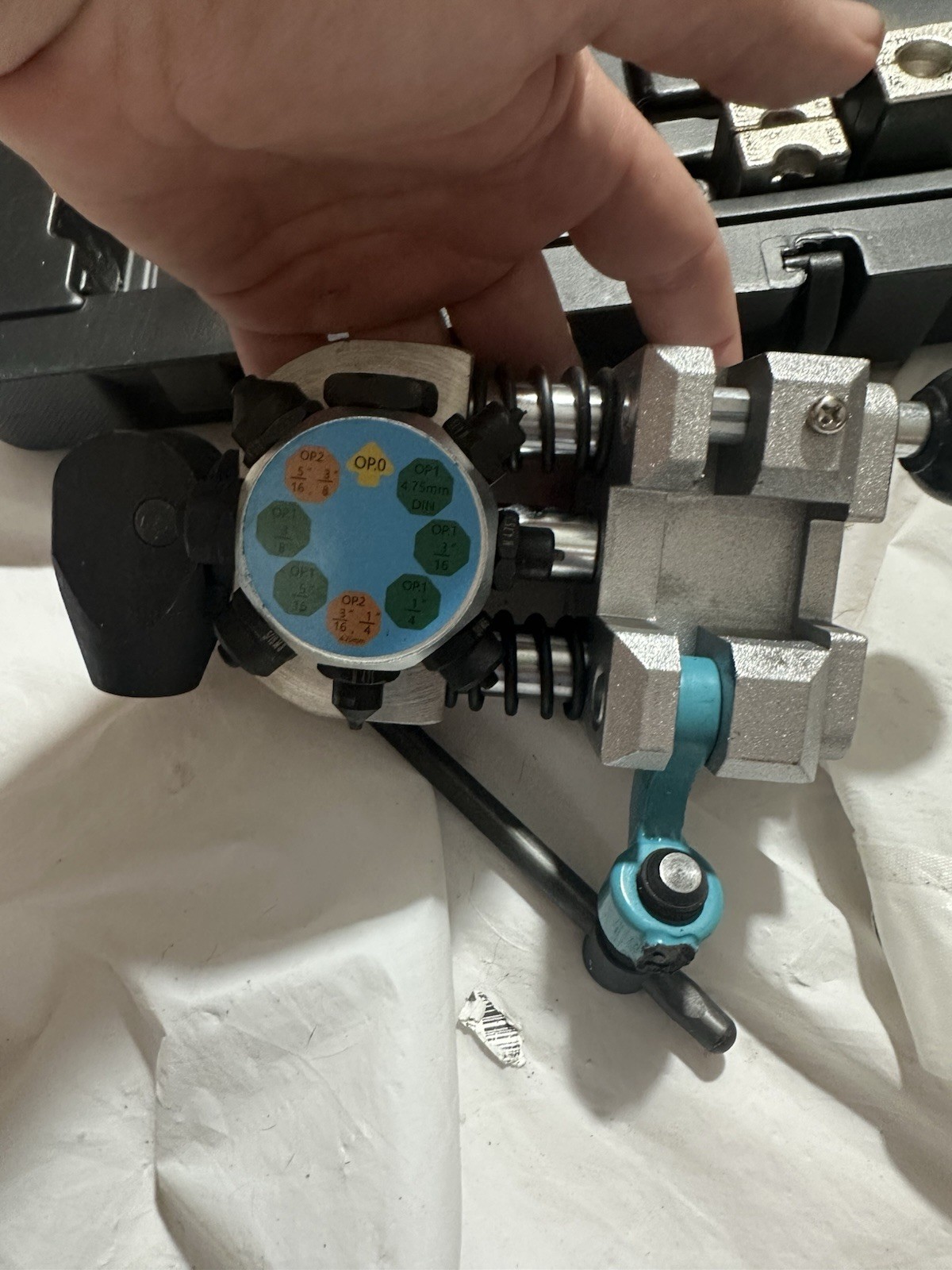 For Parts? Flare Tool Turret Type Lever Actuated Metric Bubble and 45 Degree C4