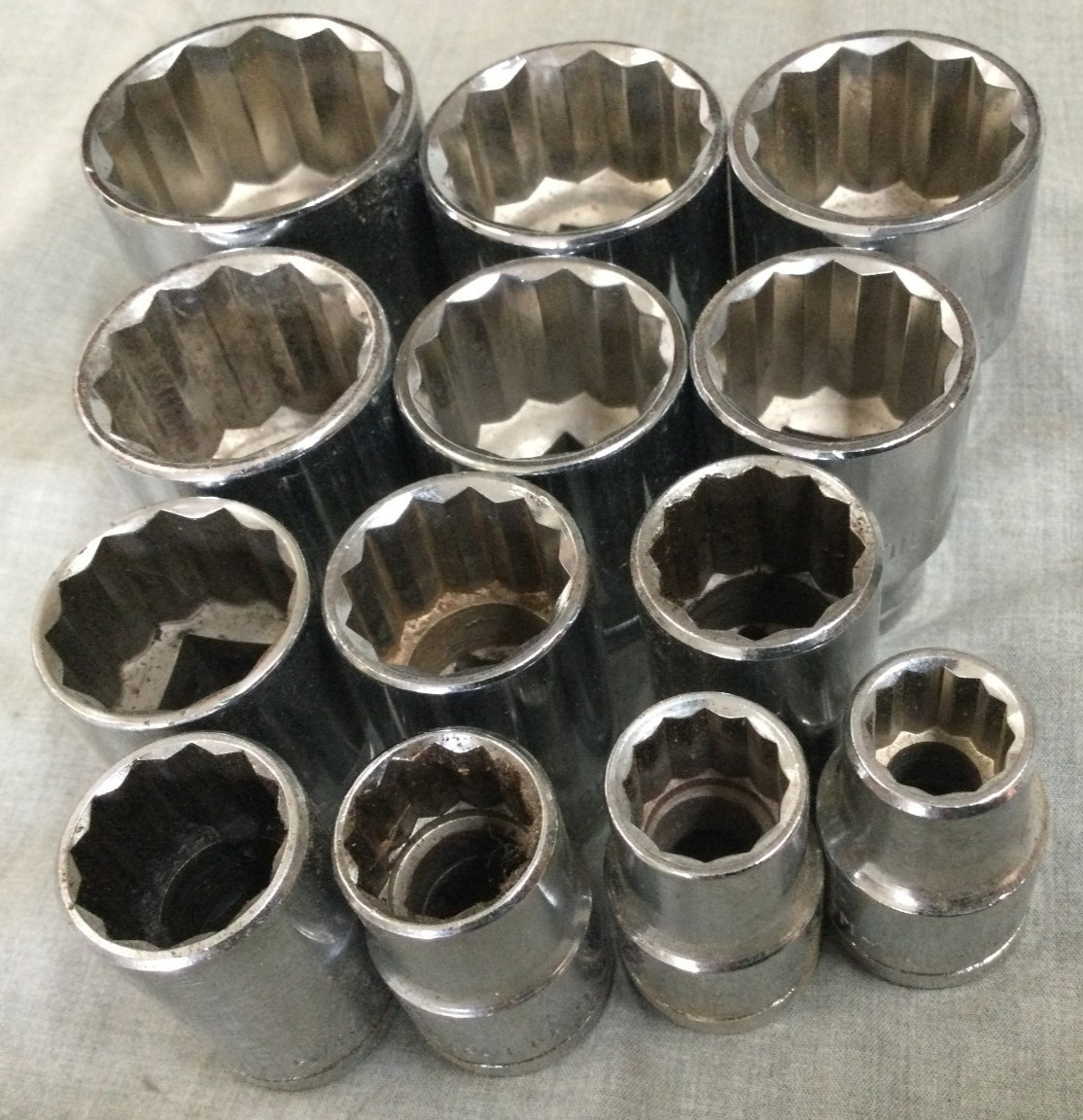 1/2″ Drive Socket Set – Ratchet – Extension & Breaker Bar – Metal Case Japan