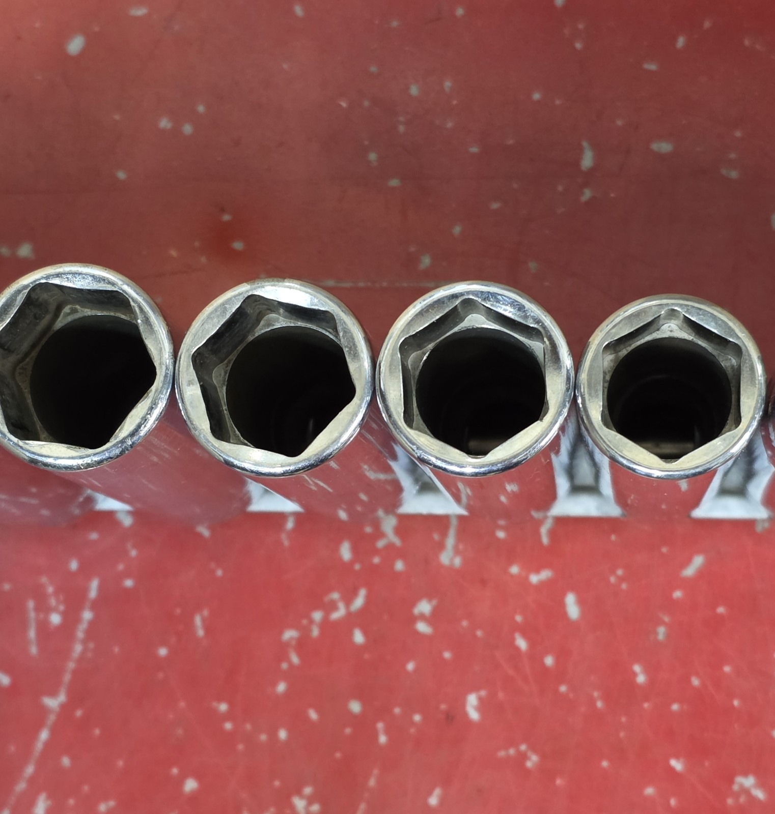 Snap-on 1/2″ Drive 13pc Deep Chrome Socket Set 6pt 12mm – 24mm 313TSMYA
