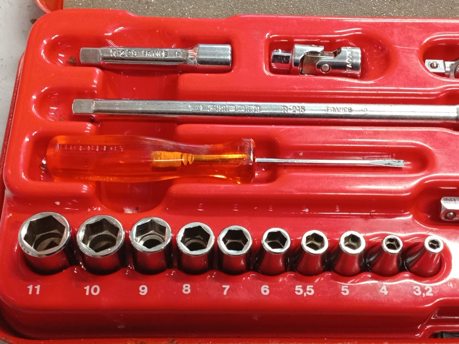 Vintage FACOM metric 1/4″ Drive, 19 Piece Socket Set, Made In France