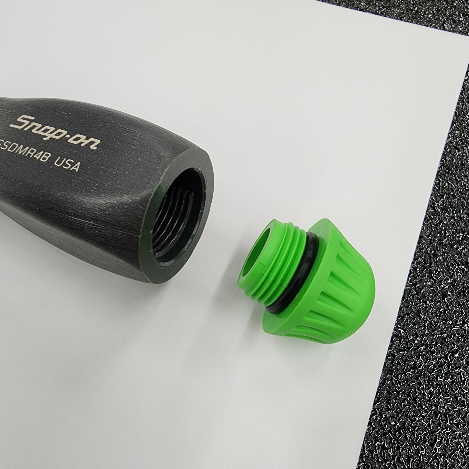 Snap-on Tools USA RARE DARK TITANIUM & GREEN Ratcheting Screwdriver SSDMR4BDT