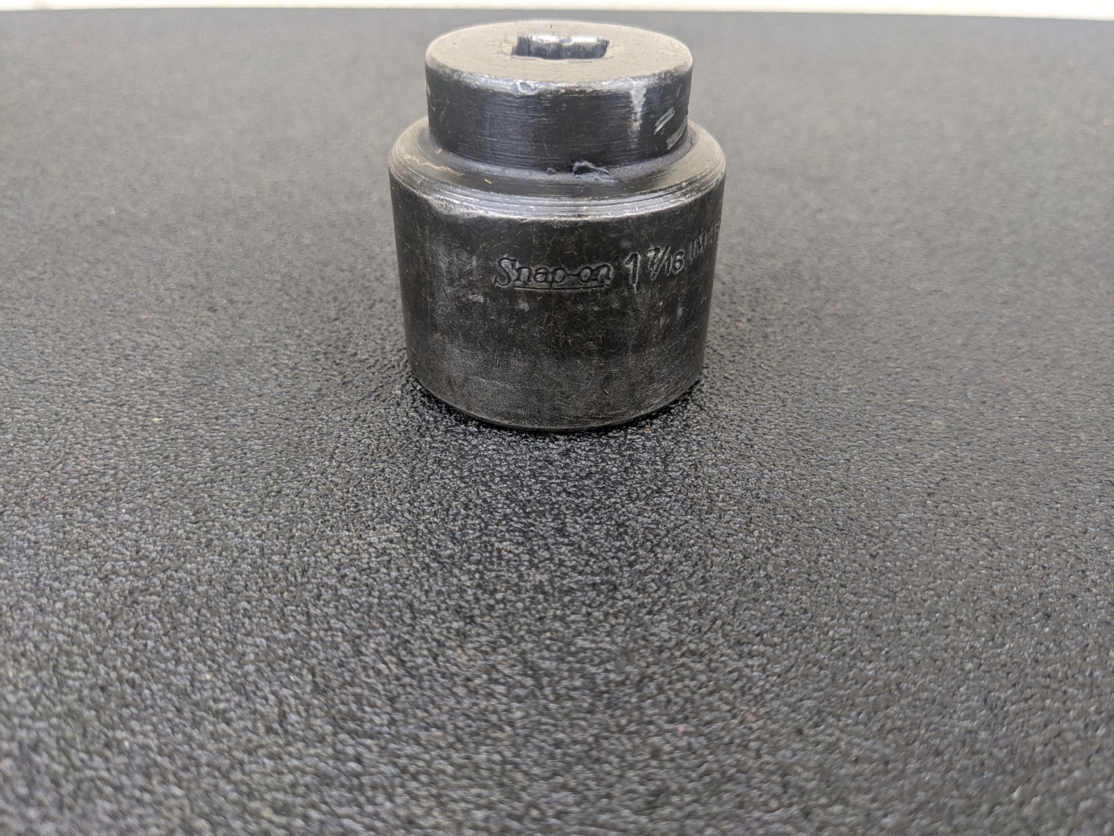 #bl391 Snap-On Tools IM460 1-7/16″ Shallow Impact Socket 1/2″ Drive 6 Point