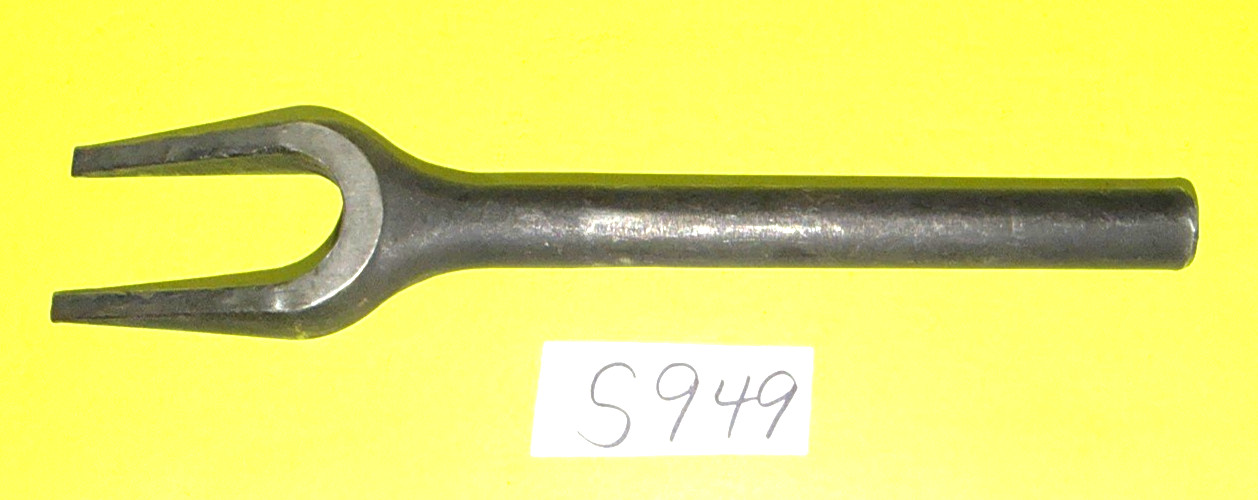 SNAP-ON TOOLS BALL JOINT/TIE ROD SEPARATOR TOOL A203 INCLUDES SHPPING IN THE US
