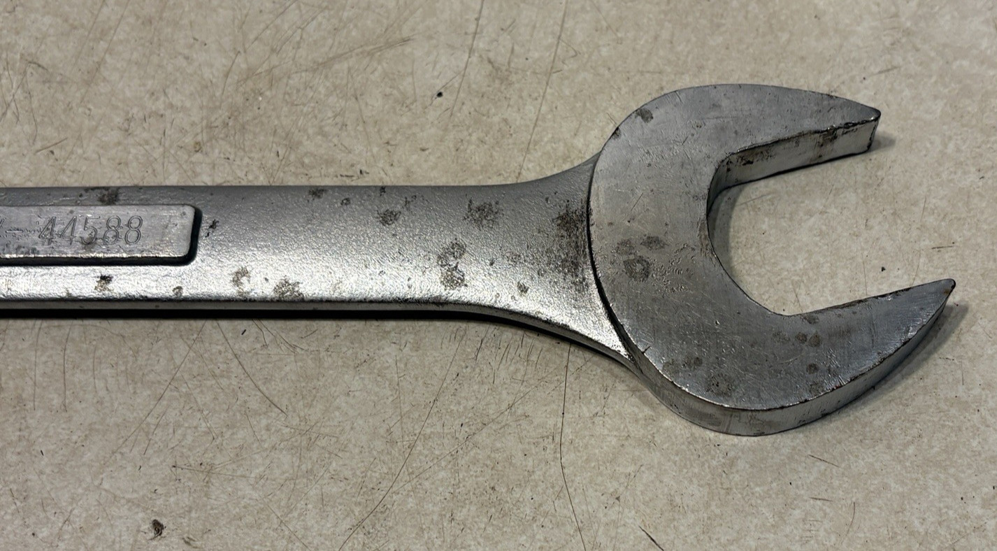 Craftsman VV-44588 1-3/8″ x 1-7/16″ Double Open End Wrench Forged In USA