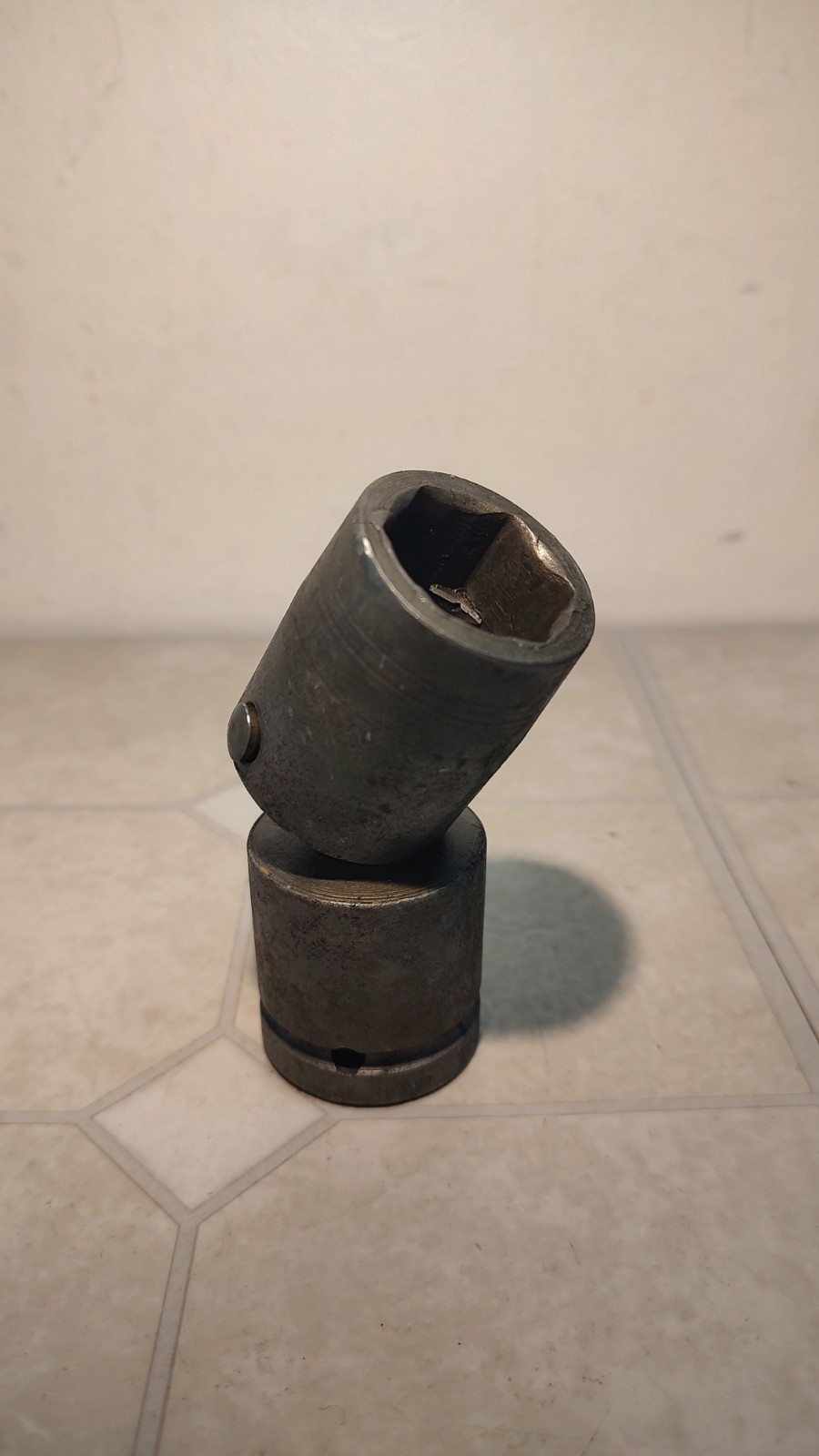 APEX Dayton 3/4″ Drive 15/16″ 6-Point Impact Swivel Socket