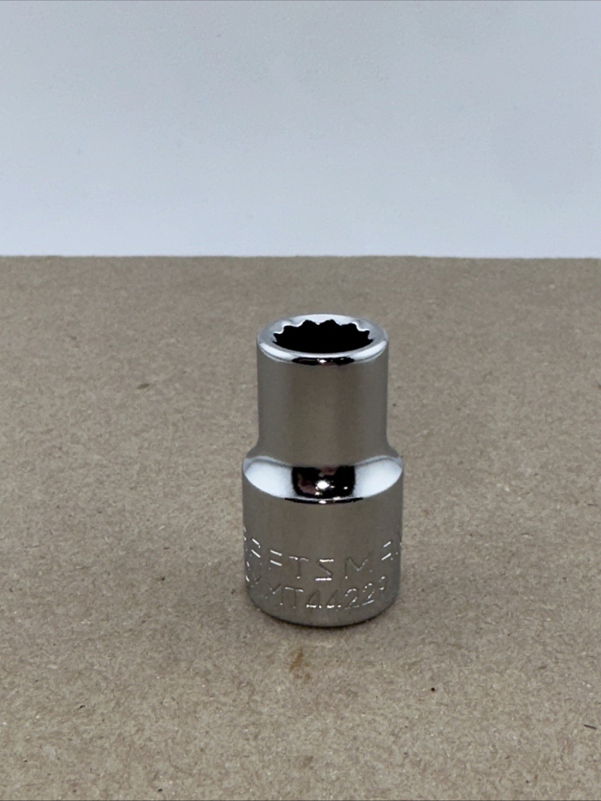 CRAFTSMAN 11mm 1/2″ Drive 12 Point Socket CMMT44229 Lifetime Warranty. 0564