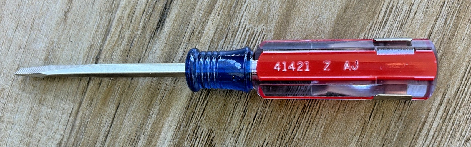 Craftsman 1/8″ Slotted Flathead Screwdriver with Clip 41421 Z AJ USA 4.5 inch