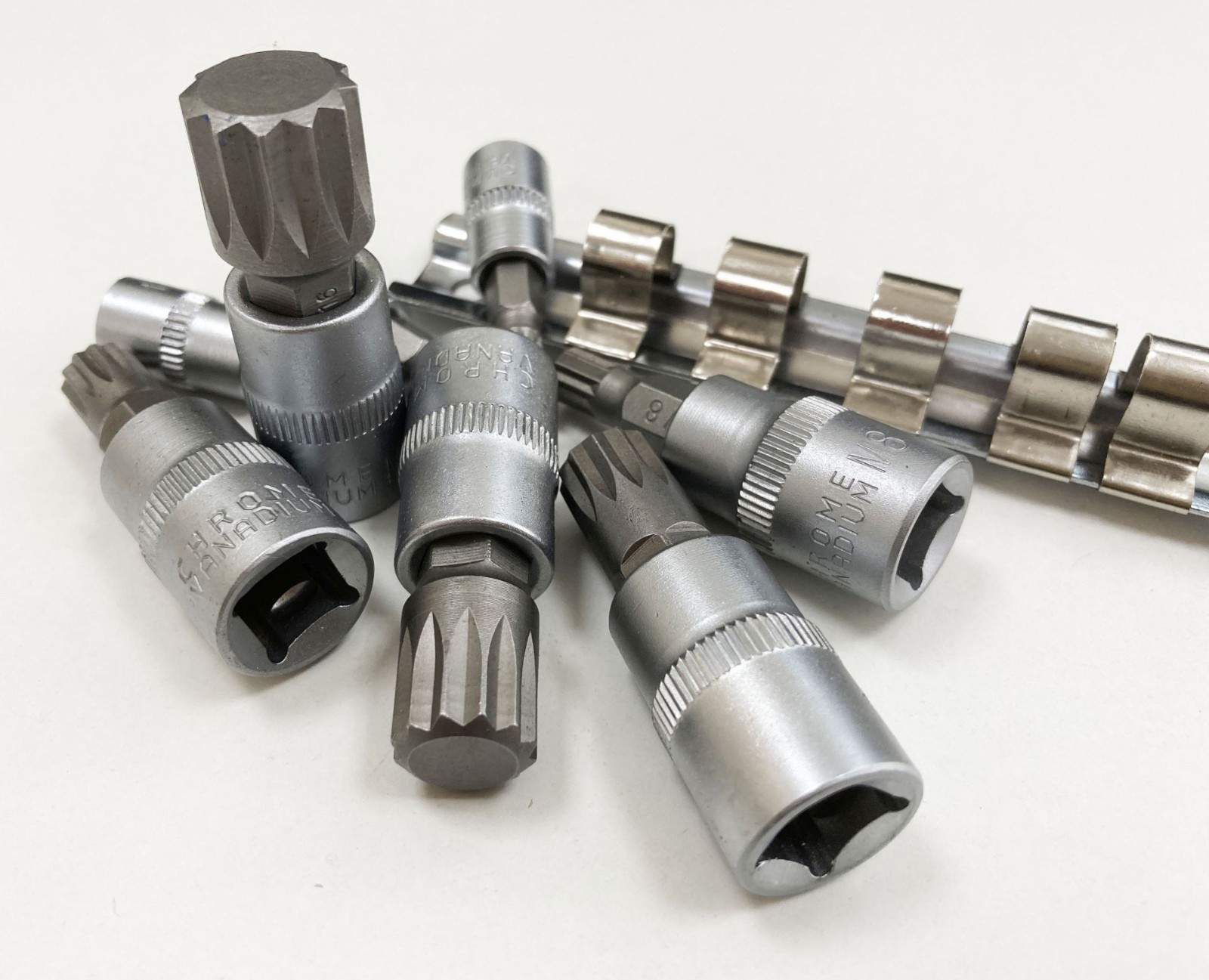 8pc Spline Bit Socket Set 12 Point Triple Square Bits 1/4 & 3/8 Drive M4 – M16