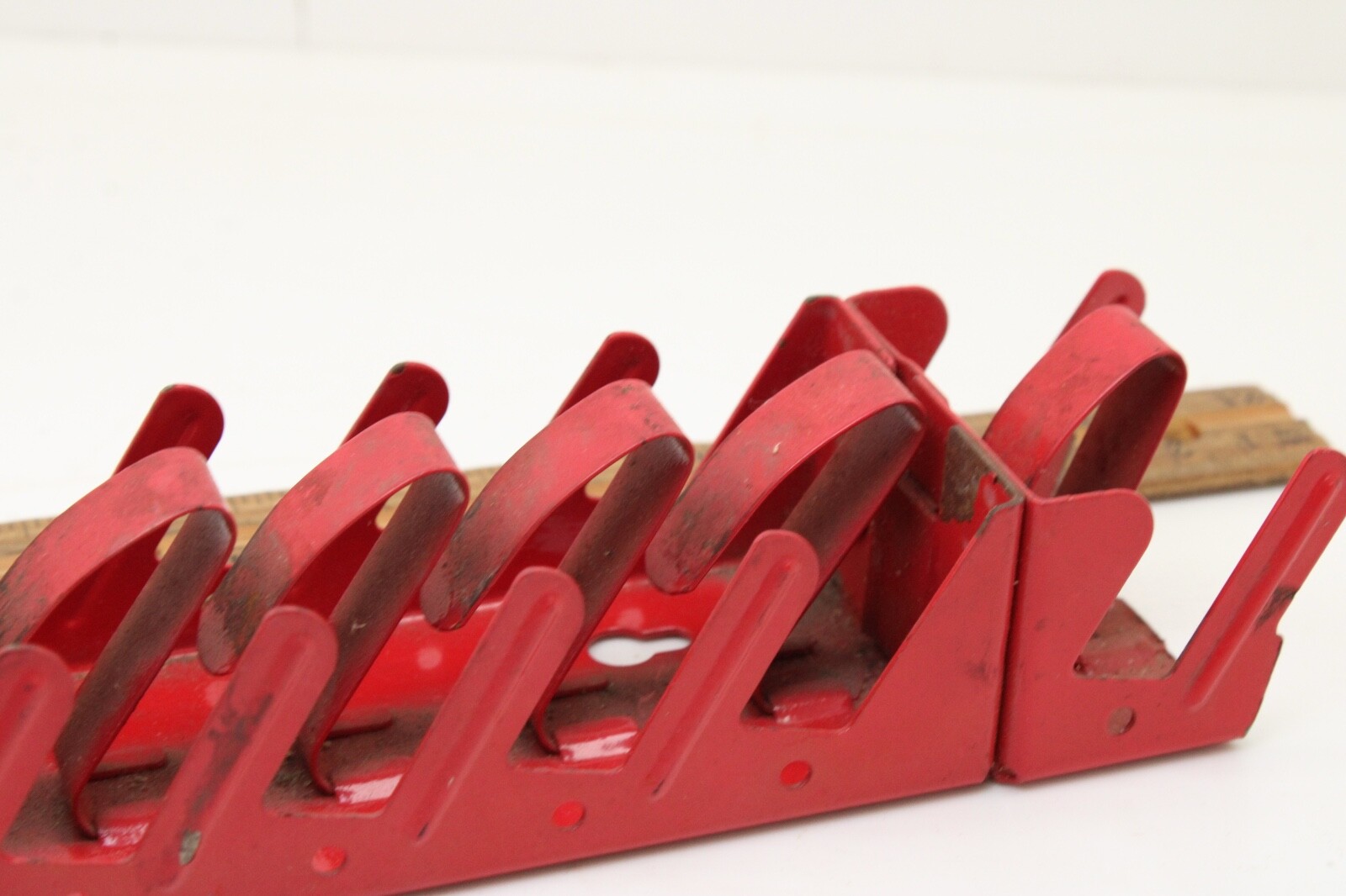 Spanger Model 850 Wrench Rack Only Holds 8 Wrenches Red Metal Wall Mount USA