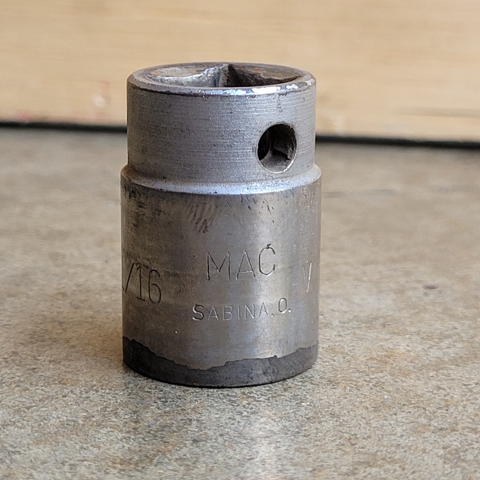 MAC Tools V222 11/16″ 12pt 1/2″ Drive Socket