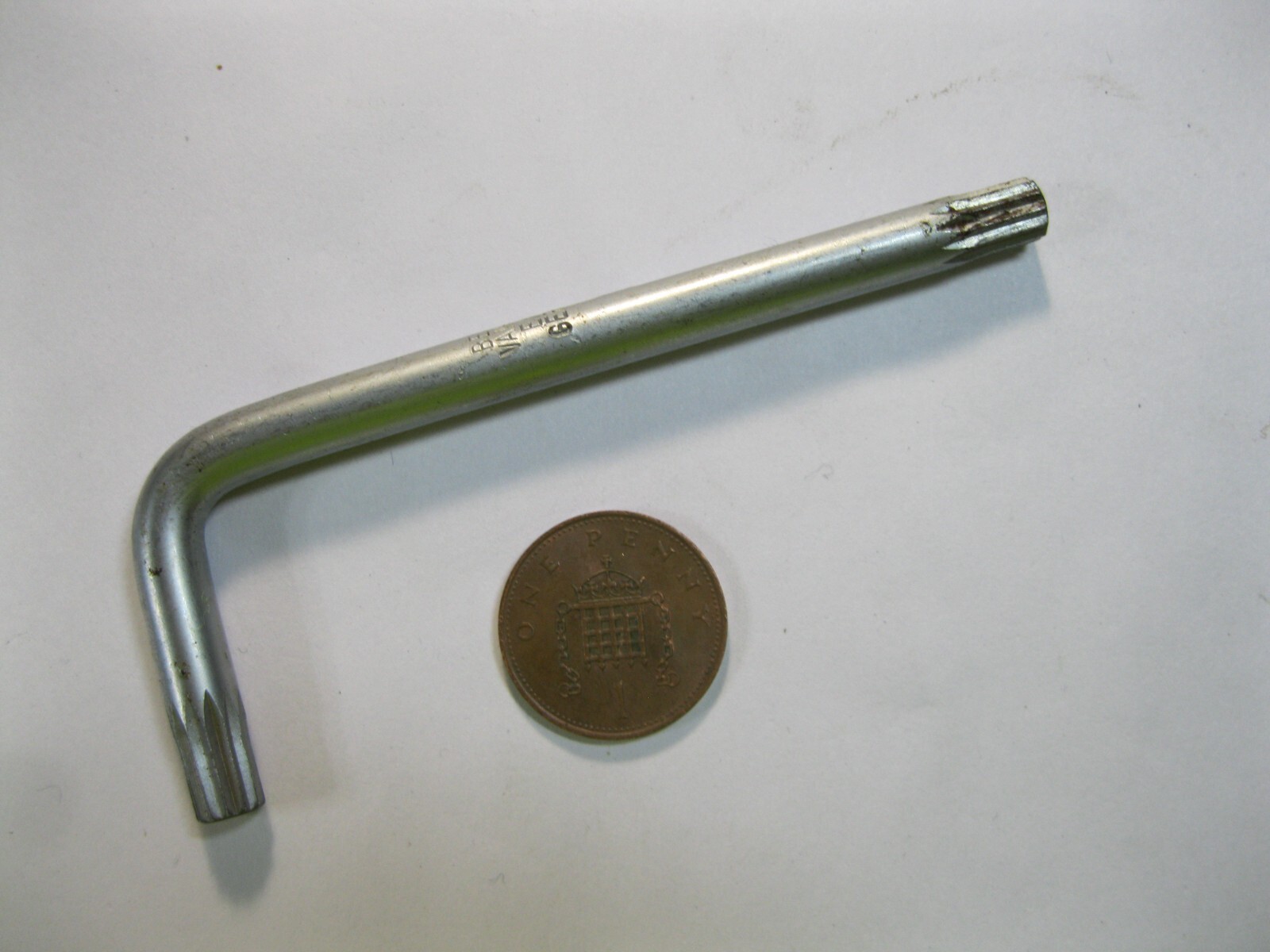1 – Belzer Double Sided 6mm Spline Socket Key – 12 Point Wrench