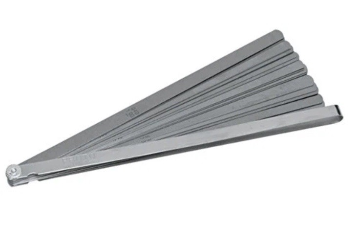 Proto 1/2″ x 12″ 25 Blade Long Feeler Gauge Set with Steel Blade Holder J000TL