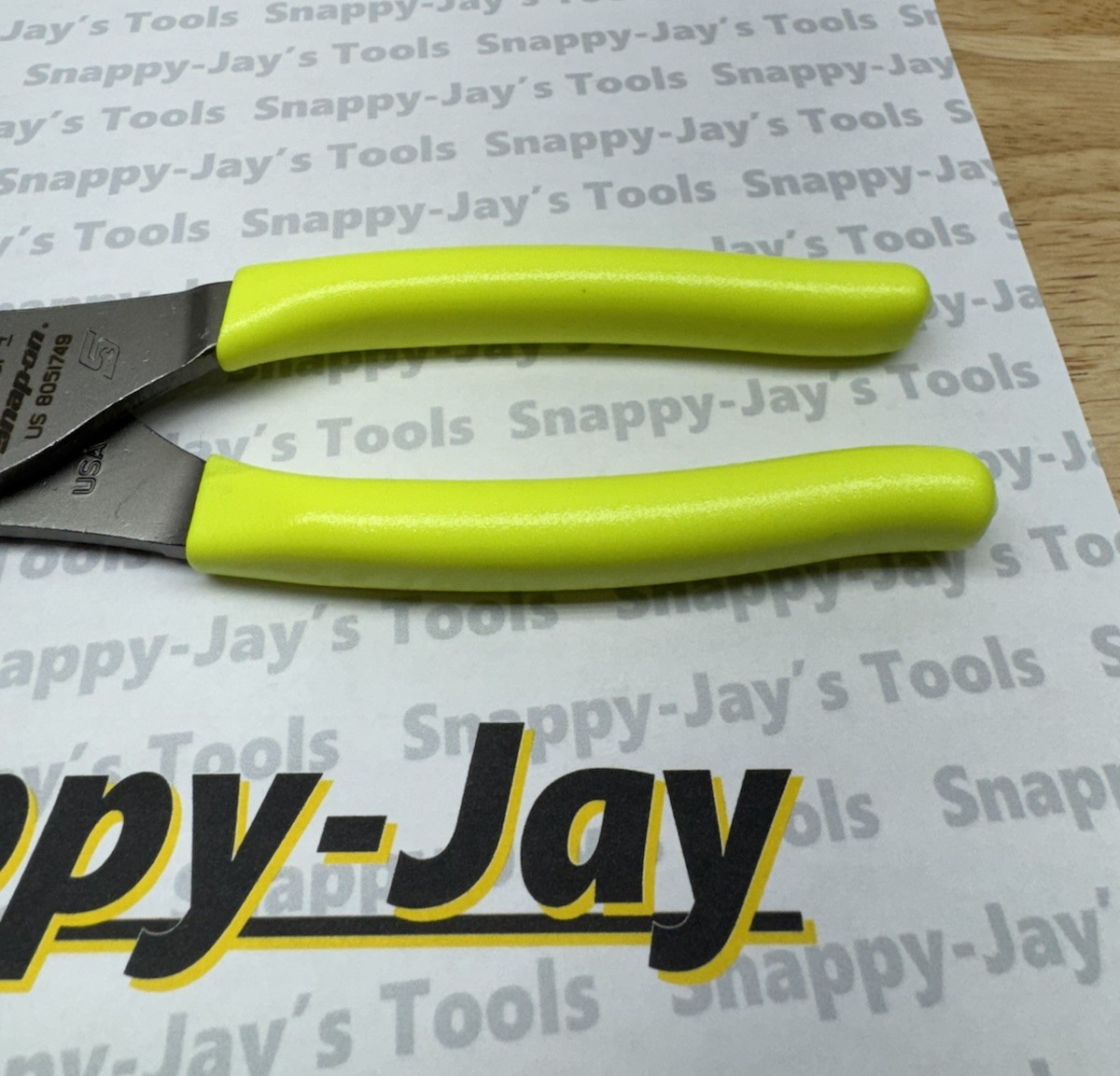 Snap-on Tools USA NEW HI-VIZ 9″ Soft Grip Long Nose Slip Joint Pliers LN47ACF
