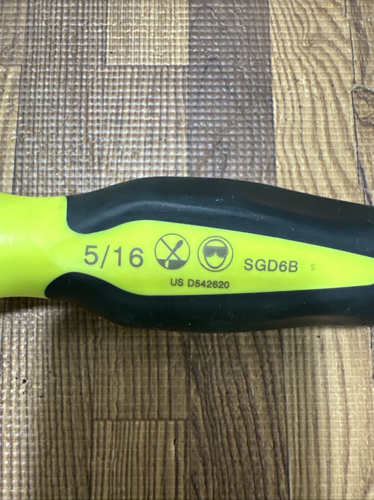 Snap-on Tools HI VIZ 5/16″ Tip And No 3 Phillips Soft Grip Flat Head Screwdriver