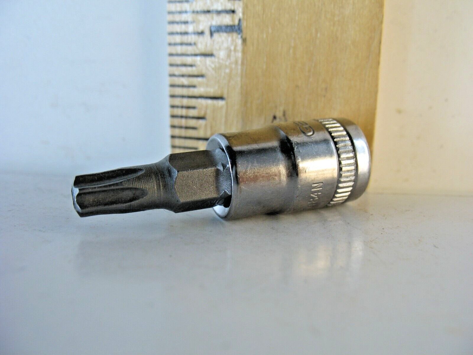 GearWrench 80184N, 1/4″ Drive Tamper Proof Torx Bit Socket T27 – Brand New