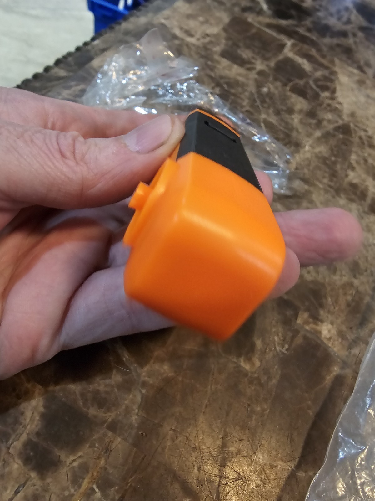 Matco Tools 600 Lumen ORANGE Rechargeable Neck Light MWL600 *** New Replacement