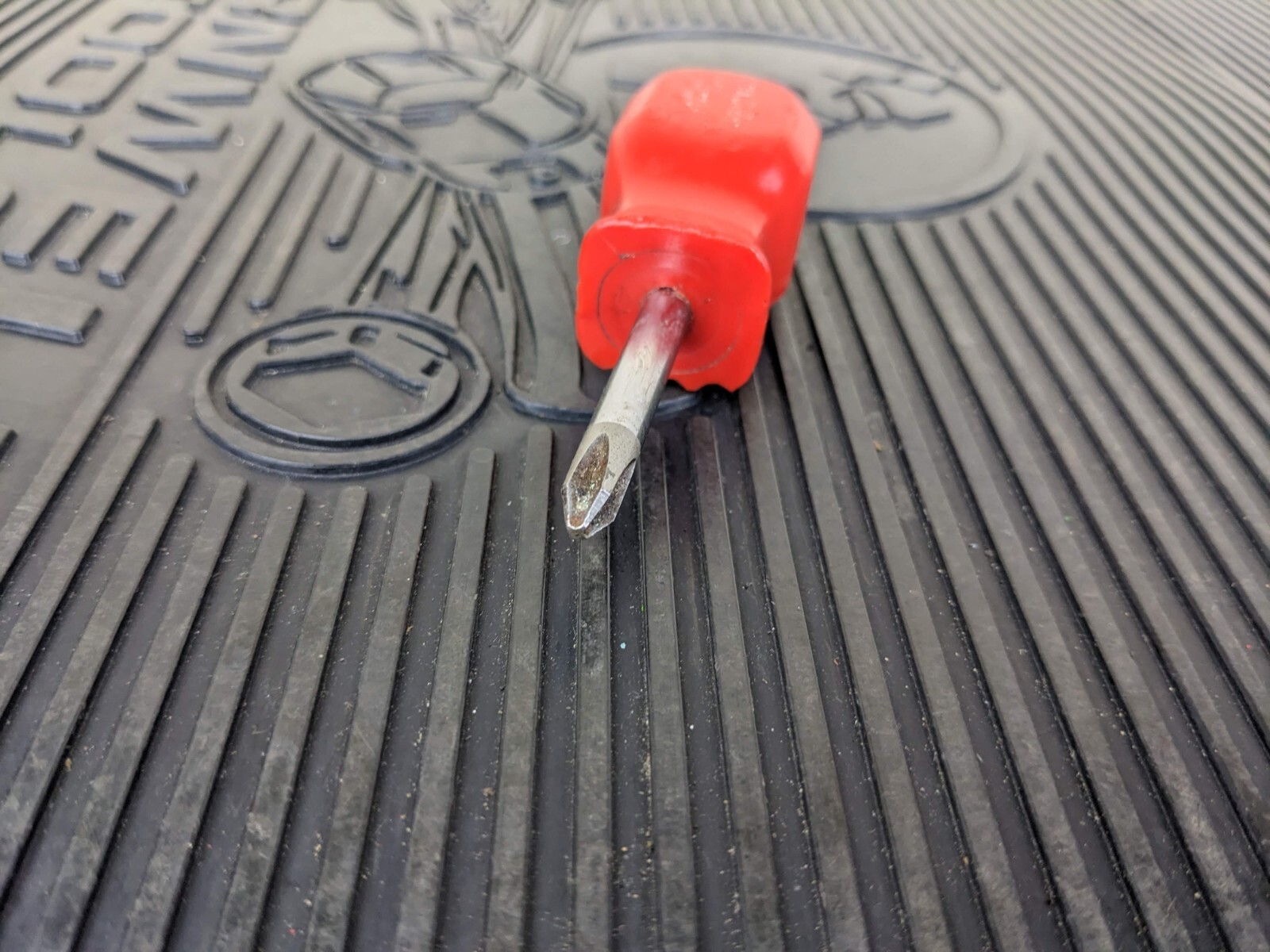 #bd948 MAC Tools USA Model P212XA #2 Philips Stubby Red Hard Handle Screwdriver