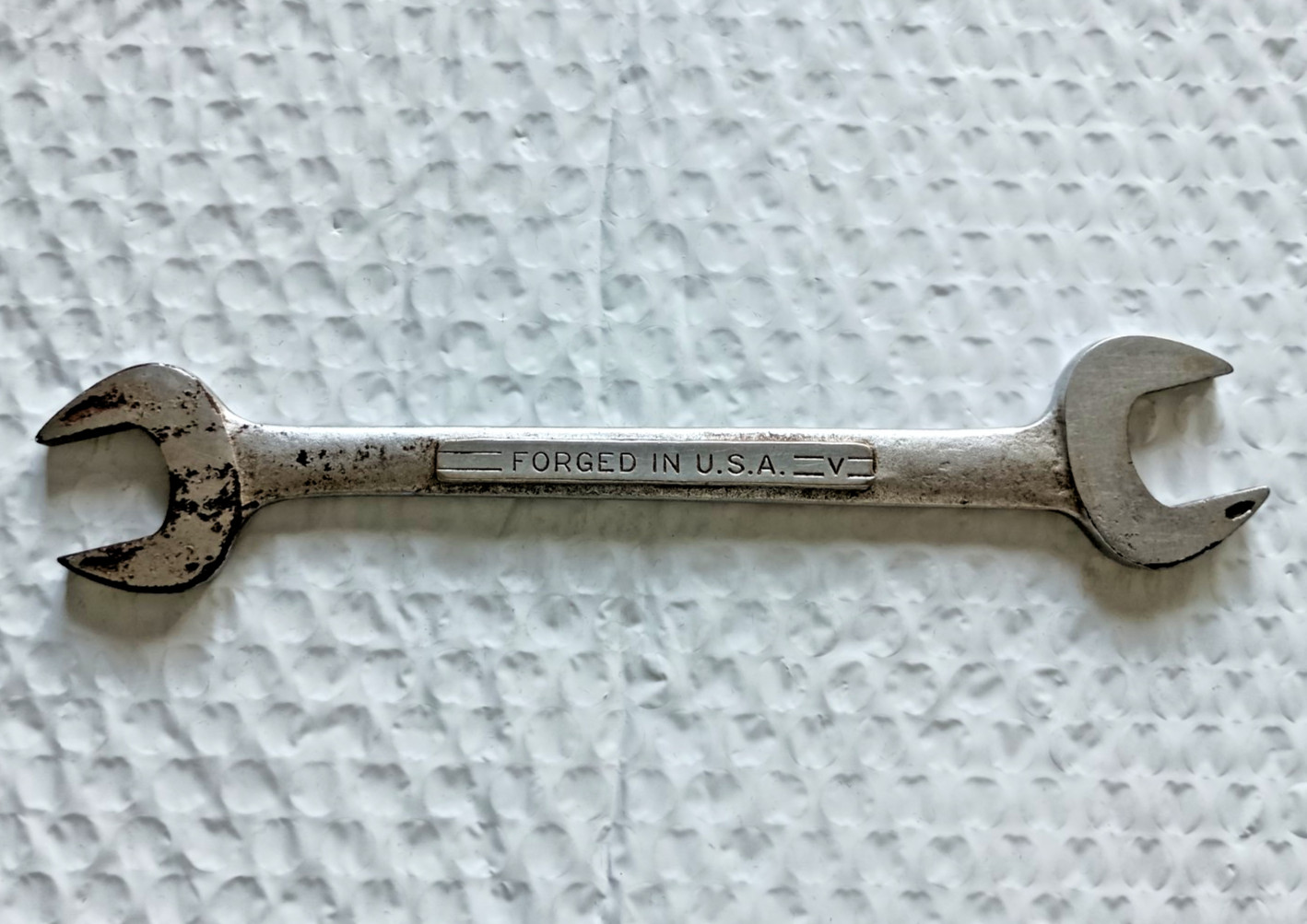 CRAFTSMAN TOOLS USA V SERIES, 25/32″ x 13/16″ DOUBLE OPEN-END WRENCH, 8.5″ LONG.
