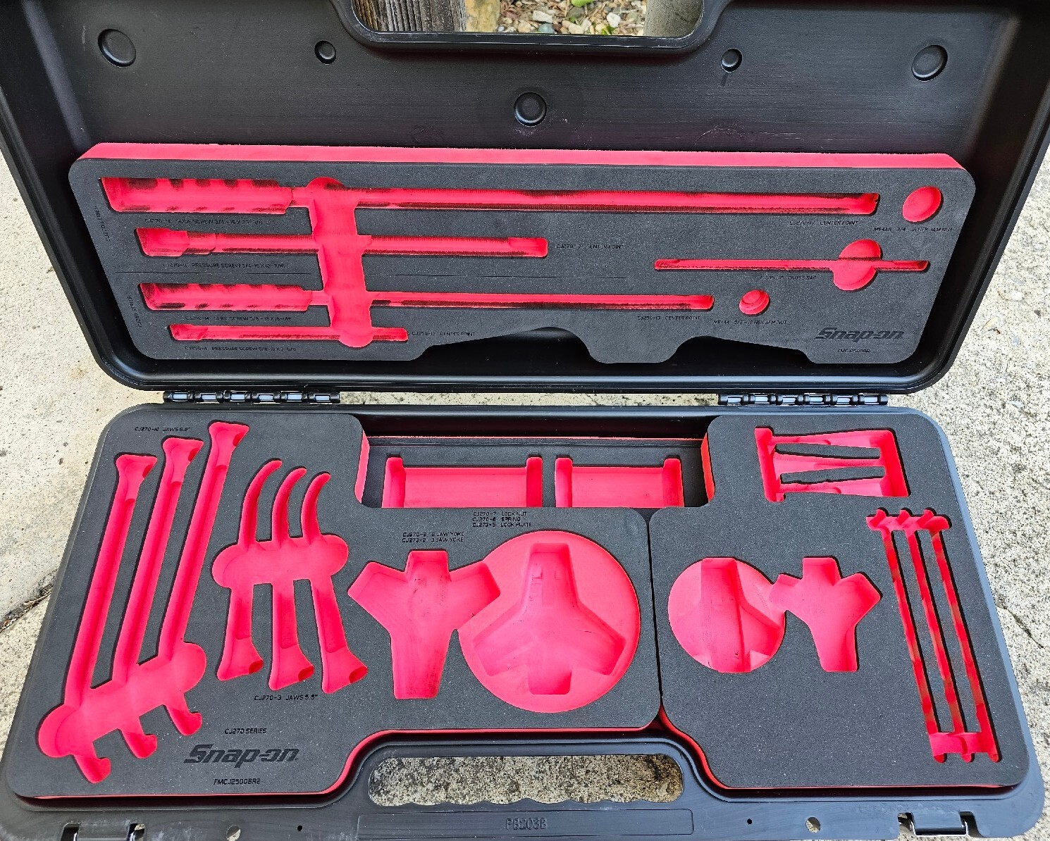 Snap-on CJ2500 Heavy-Duty Manual Master Puller Case & Empty Foam Trays PB203B