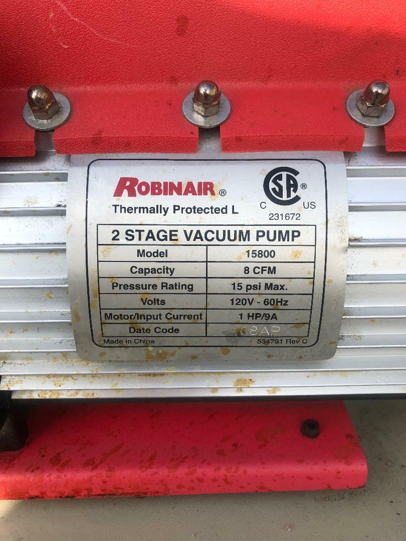 VacuMaster 8 CFM 2 Stage Vacuum Pump Robinair ROB15800