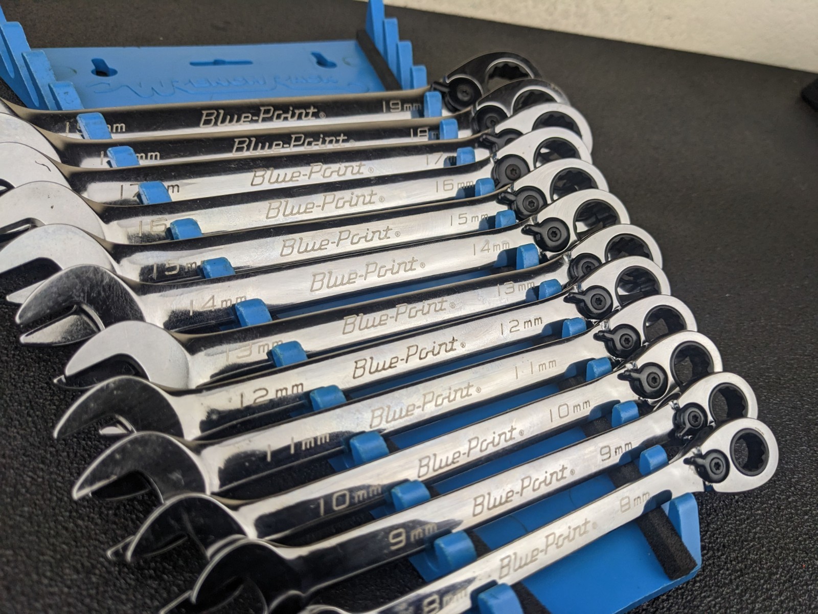 #bo678 Blue Point BOERM712 12 Pc Metric Reversible Ratcheting Wrench Set 8-19mm