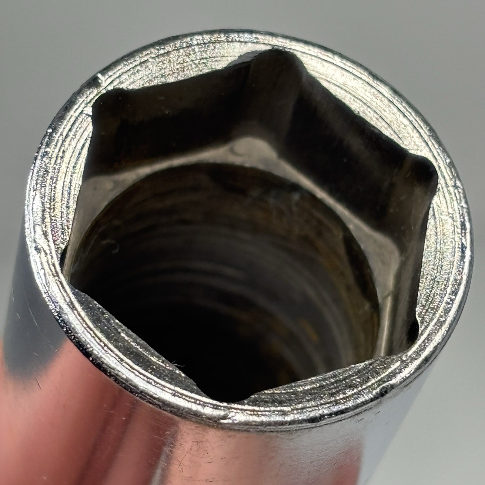 Snap On Tools SFS281 3/8 Dr 6Pt SAE 7/8 Flank Drive Deep Chrome Socket USA VTG