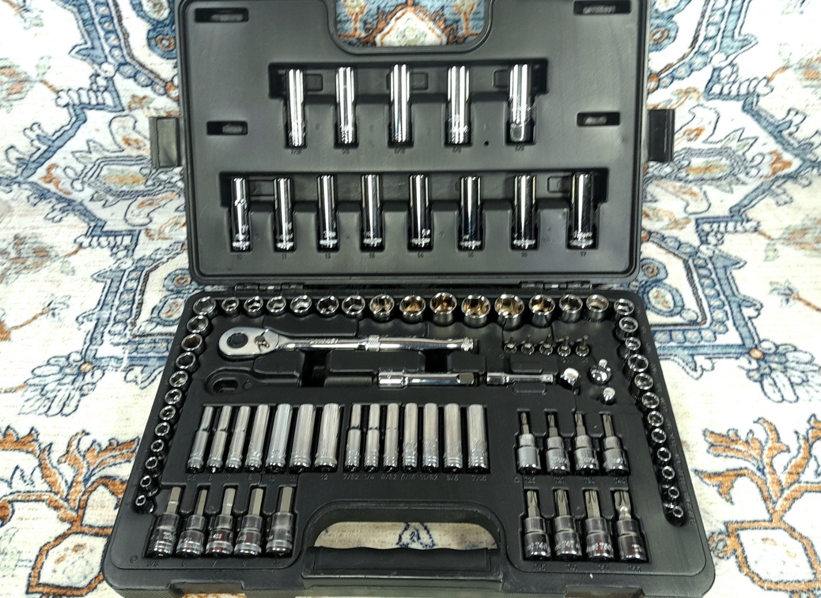 Duralast 61-750 90-Piece (89pc.) Multiple Drive Ratchet/Socket SAE/Metric Set