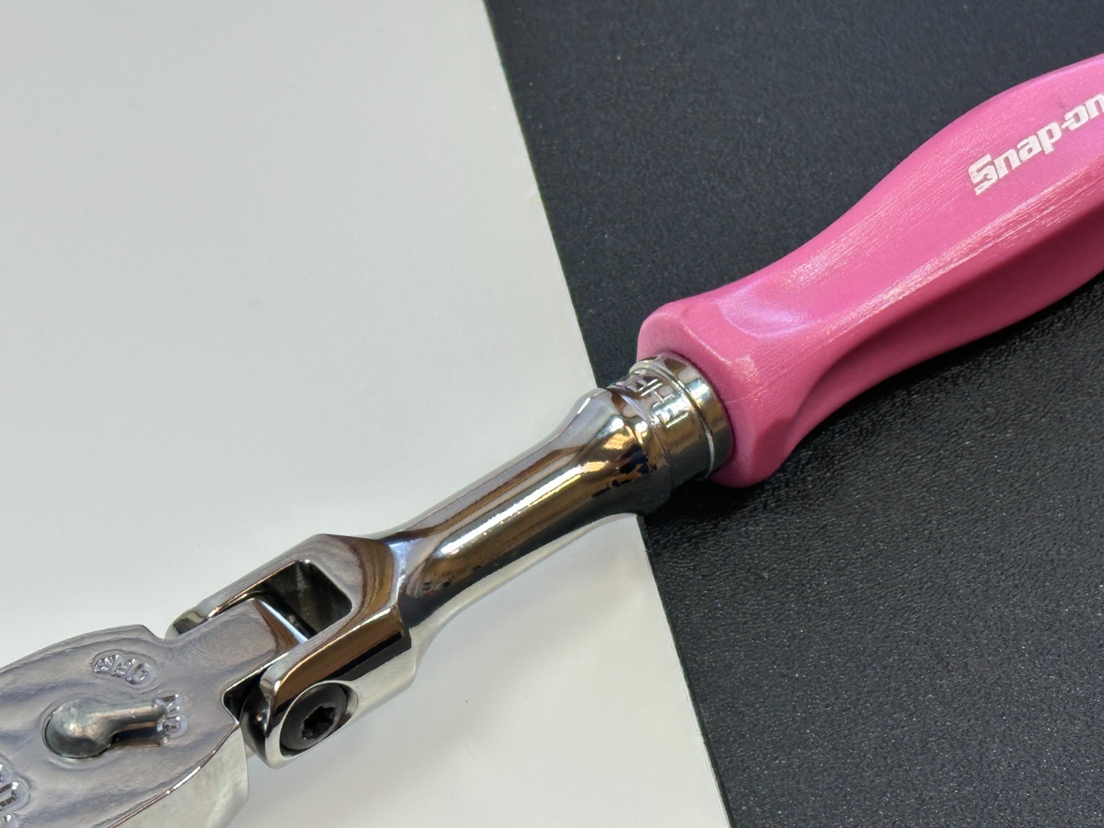 Snap-on Tools USA NEW 3/8 Drive RARE Pearl Pink HARD Grip Flex Ratchet FHFD80APP
