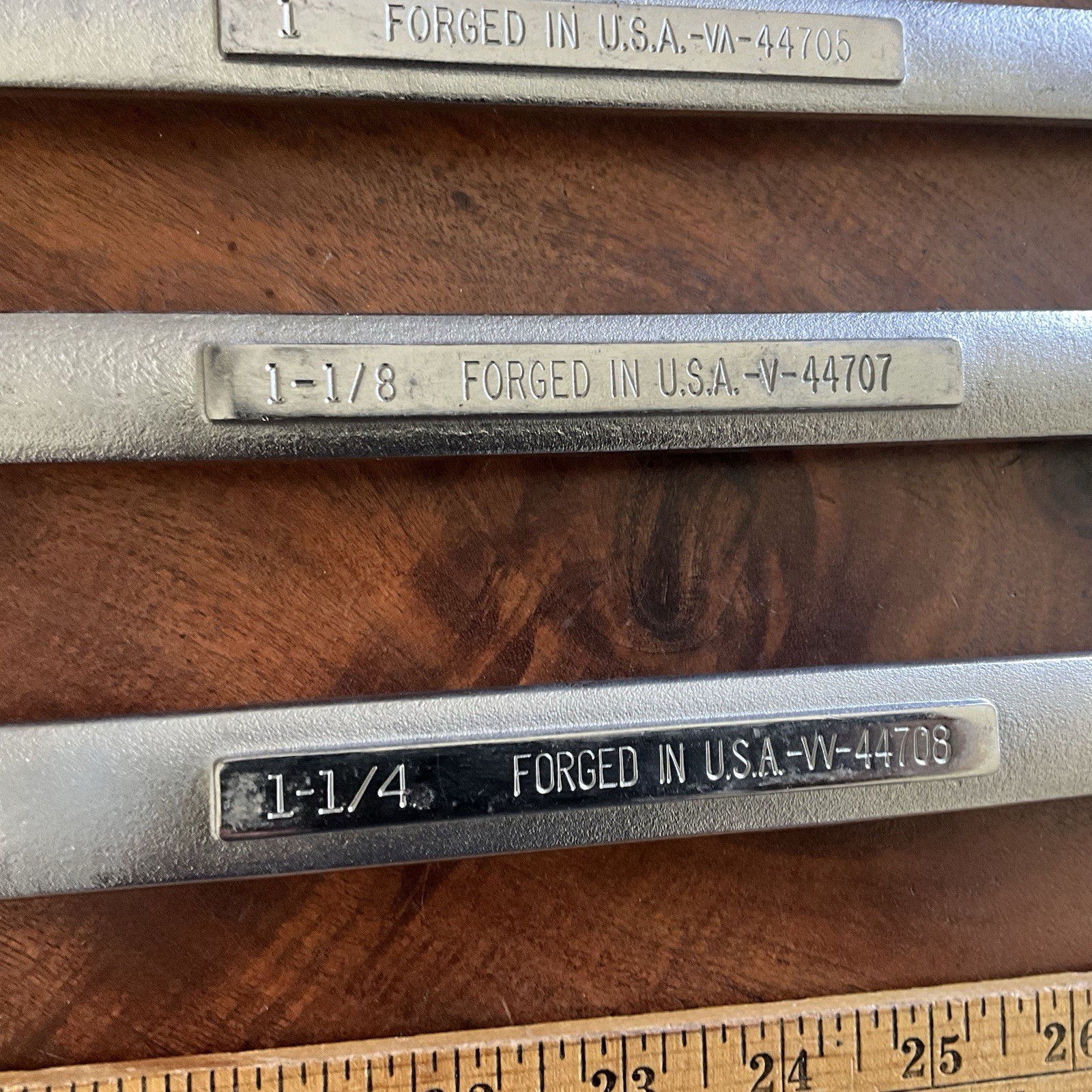 Craftsman USA 11-Piece 12-Point SAE Combination Wrench 1-1/4″ to 3/8″