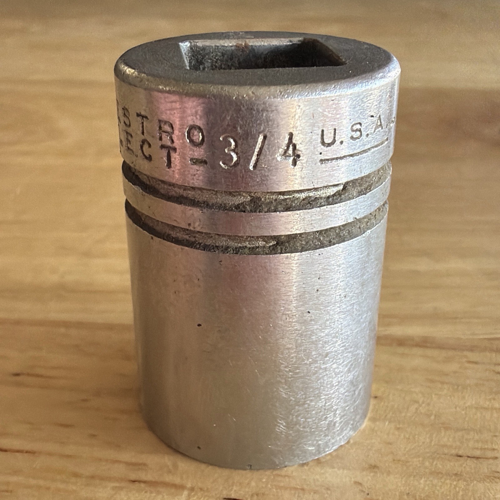 Indestro Select 3/4″ Shallow Socket 1/2″ Drive 12 Point 6424 Vintage Made in USA
